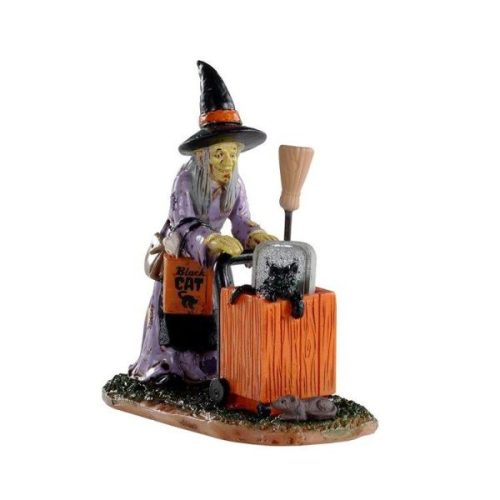 Lemax shopping for halloween Spooky Town 2020
