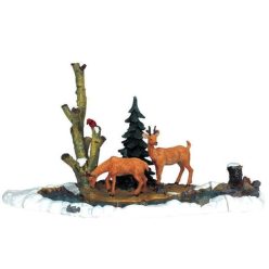 Lemax feeding deer General 2000