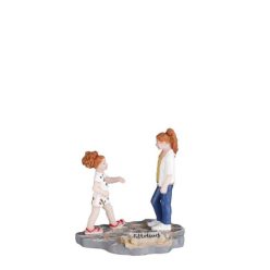   Luville Efteling Eftelingbezoekers: "Waar gaan we nu heen?" 6x4.5x6.5 cm