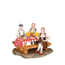 Luville Schneewald Eating schnitzels